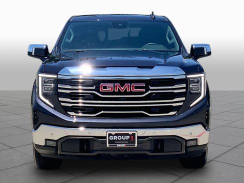 Used 2025 GMC Sierra 1500 SLT AWD/4WD image 4