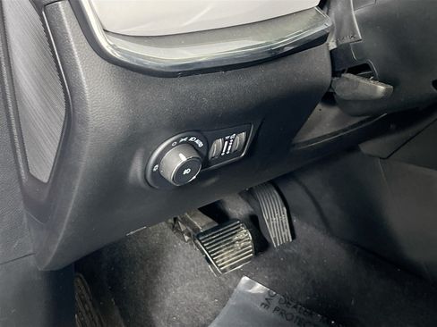 Used 2022 Jeep Compass Limited AWD/4WD image 10
