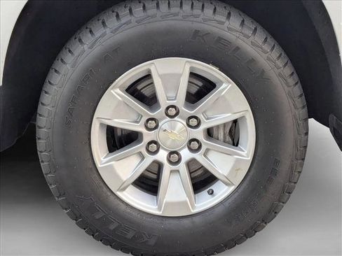 Used 2019 Chevrolet Silverado 1500 LT w/ Convenience Package image 22