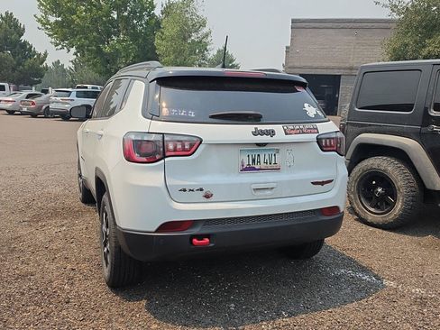 Used 2024 Jeep Compass Trailhawk AWD/4WD image 3