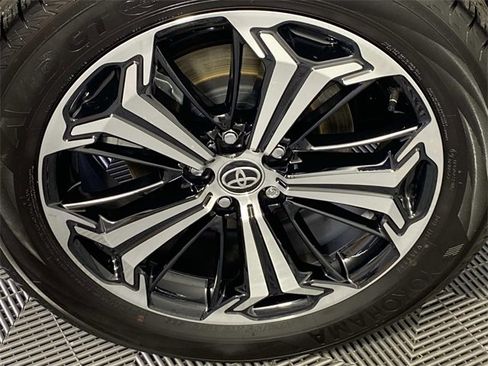 Used 2025 Toyota RAV4 XSE image 32