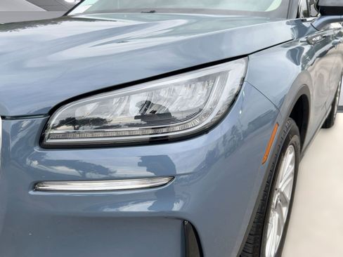 Used 2025 Lincoln Corsair FWD image 11