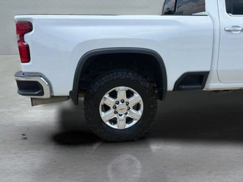 Used 2021 Chevrolet Silverado 2500 LTZ w/ LTZ Premium Package AWD/4WD image 39
