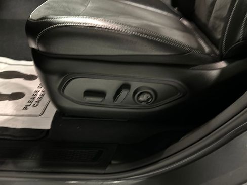 Used 2024 Jeep Grand Cherokee Altitude image 13