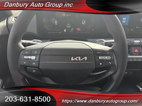 Used 2025 Kia K4 FWD image 20