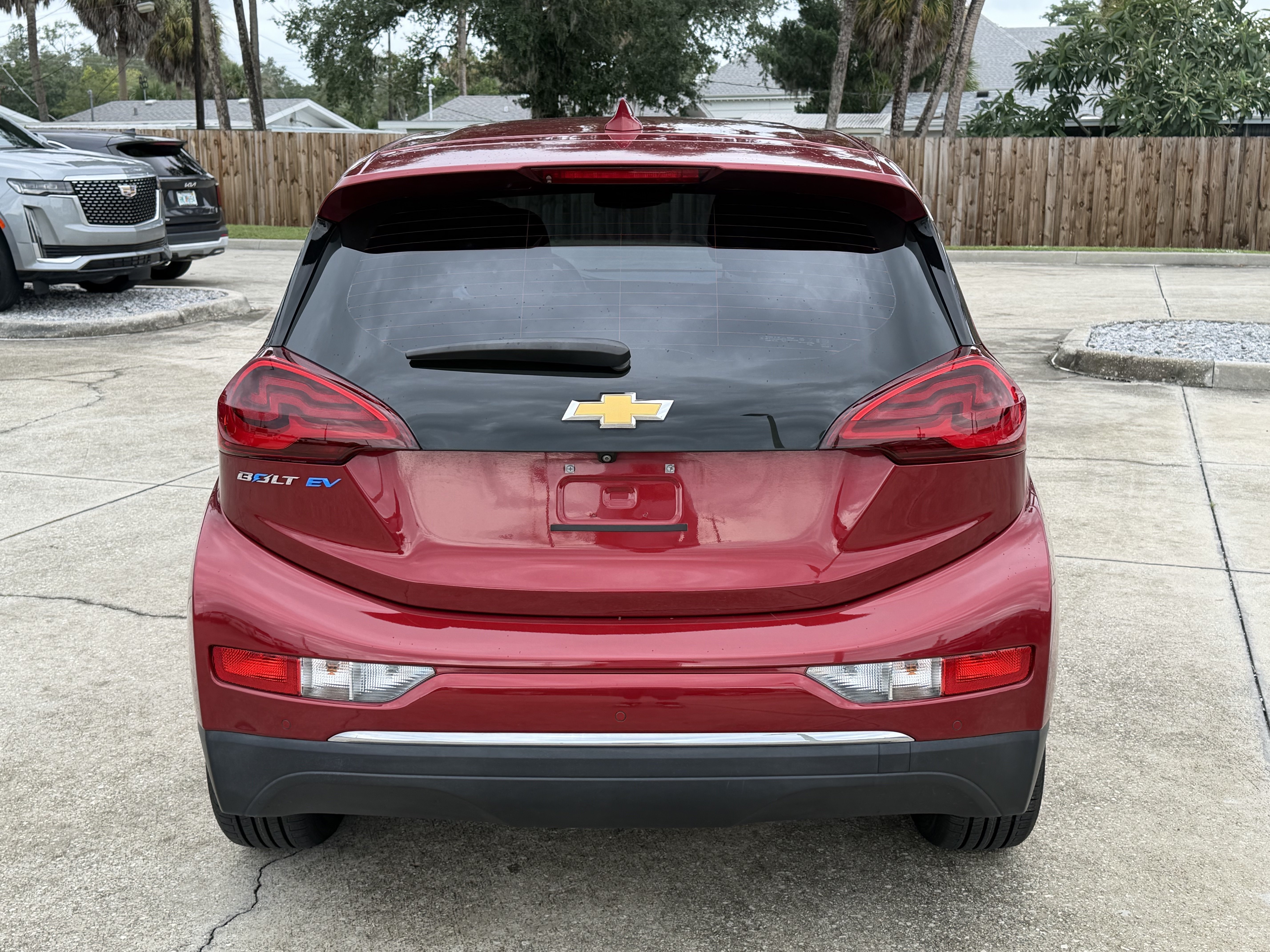 Used 2021 Chevrolet Bolt LT FWD image 3