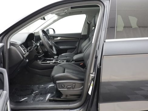 Used 2023 Audi Q5 2.0T Premium Plus w/ Premium Plus Package AWD/4WD image 5