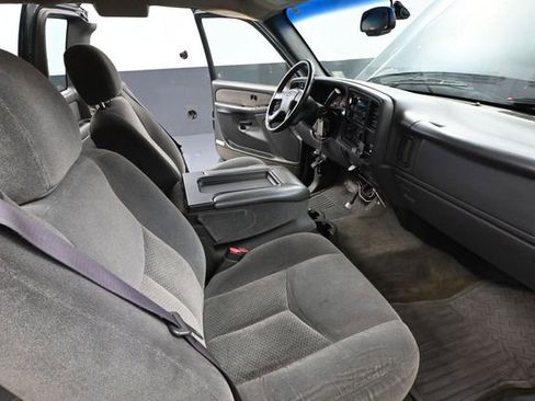 Used 2003 Chevrolet Silverado 1500 LS image 37