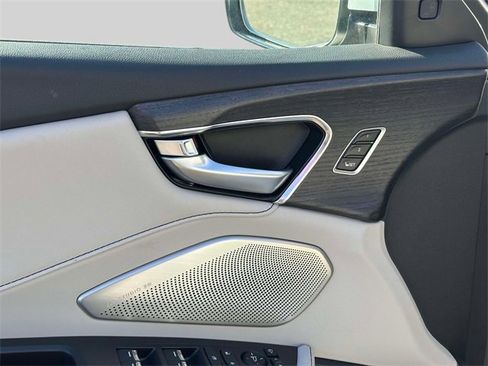 New 2026 Acura RDX SH-AWD w/ Advance Package image 11