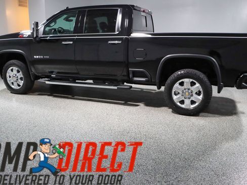 Used 2022 Chevrolet Silverado 2500 LTZ w/ Z71 Chrome Sport Edition AWD/4WD image 10