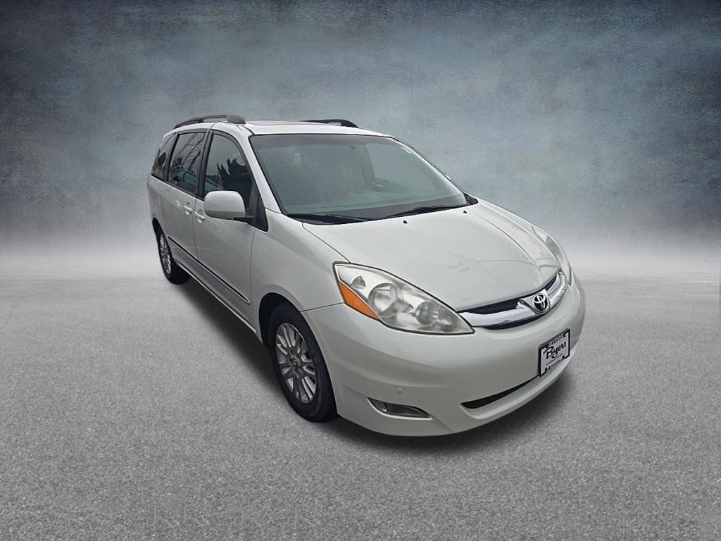 Used 2009 Toyota Sienna XLE Limited FWD image 8