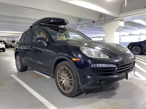 Used 2014 Porsche Cayenne Diesel image 2