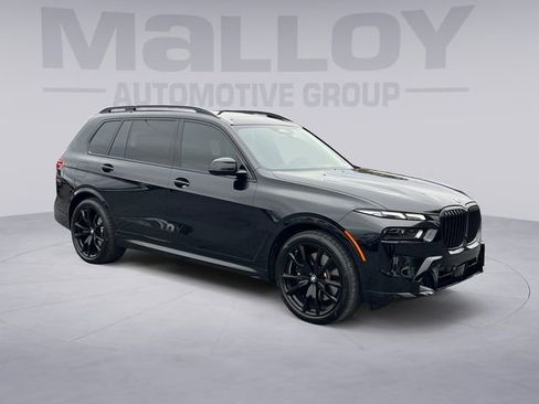Used 2026 BMW X7 xDrive40i w/ M Sport Package image 7