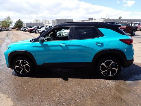 Used 2021 Chevrolet TrailBlazer RS w/ Technology Package AWD/4WD image 2