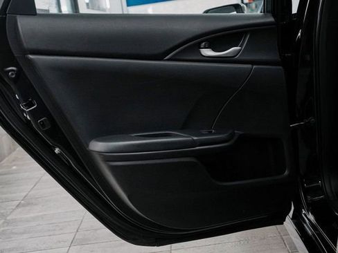 Used 2021 Honda Civic Sport image 9