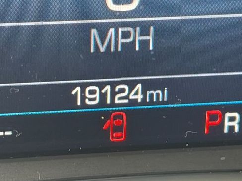 Used 2024 Chevrolet Equinox LT w/ LPO, Floor Liner Package image 27