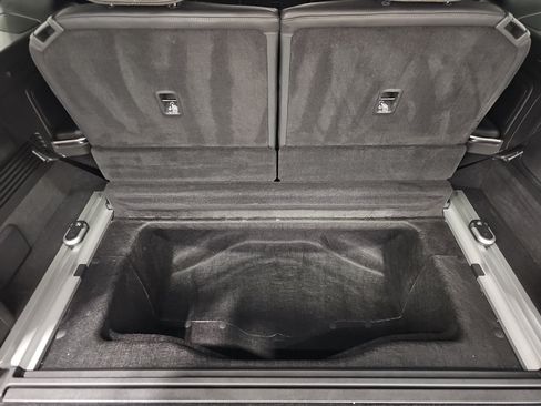 Used 2024 Rivian R1S Adventure AWD/4WD image 26