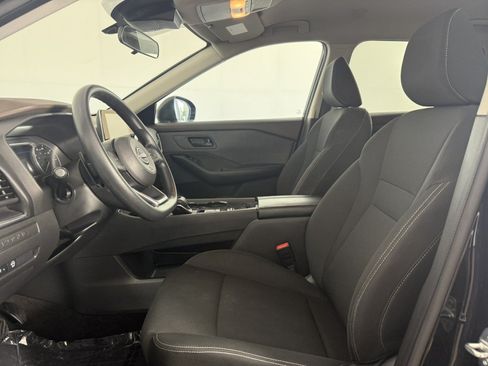 Used 2023 Nissan Rogue S FWD image 14