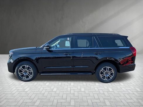 New 2026 Ford Expedition Active image 7