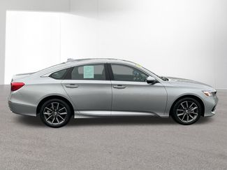 Used 2022 Honda Accord EX-L video 2