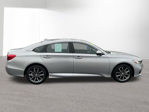 Used 2022 Honda Accord EX-L image 2