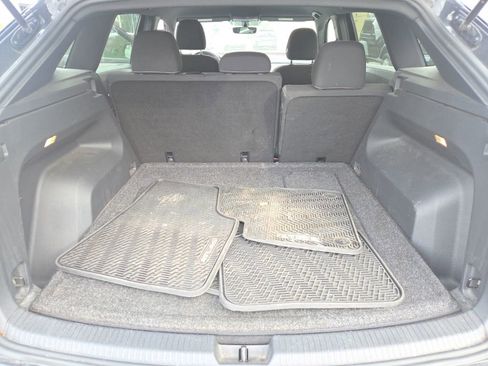 Used 2021 Volkswagen Atlas Cross Sport S image 10