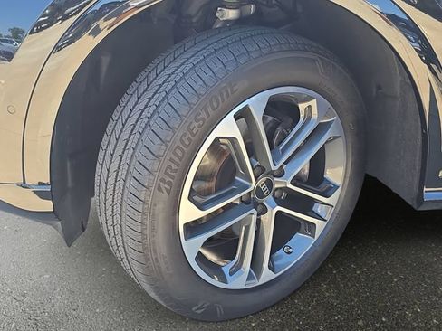 Used 2025 Audi Q5 Premium w/ Convenience Package AWD/4WD image 36