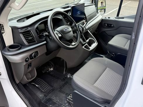 Used 2023 Ford Transit 350 XLT image 12