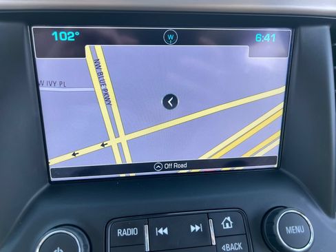 Used 2019 GMC Acadia Denali w/ Technology Package AWD/4WD image 29