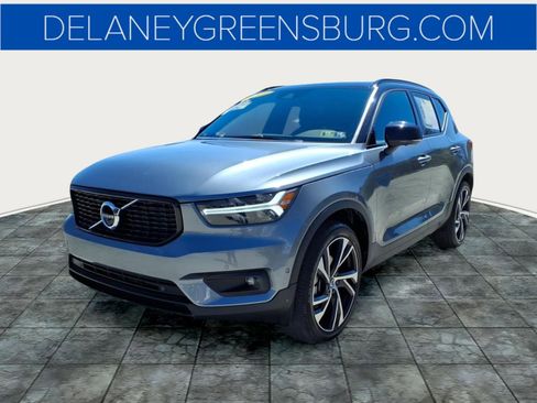 Used 2019 Volvo XC40 T5 R-Design image 7