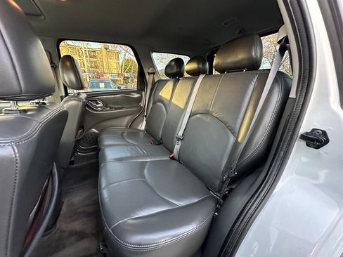 Used 2005 MAZDA Tribute s w/ Package 3 image 20