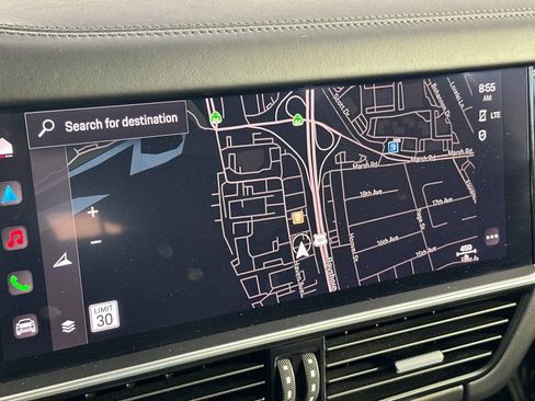 Certified 2023 Porsche Cayenne AWD/4WD image 23