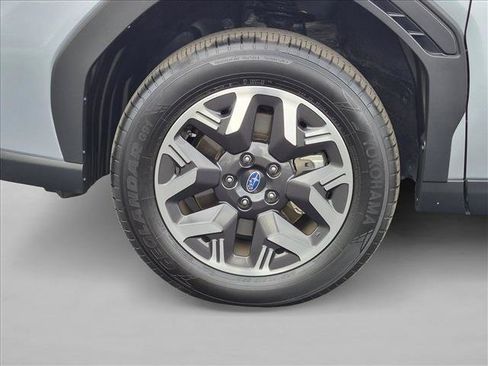 Certified 2026 Subaru Forester Premium AWD/4WD image 23