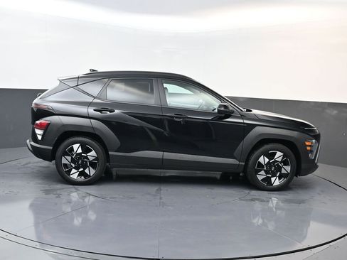Certified 2025 Hyundai Kona SEL image 3