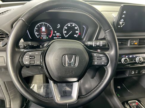 Used 2023 Honda Pilot EX-L image 11