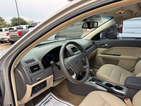 Used 2010 Ford Fusion SEL FWD image 6