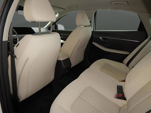 Used 2023 Hyundai Sonata SEL image 16