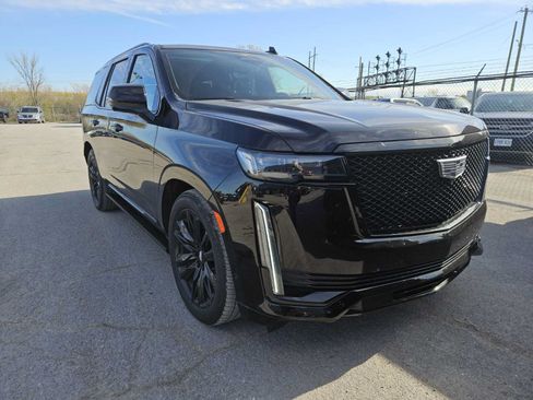 Used 2023 Cadillac Escalade Sport Platinum AWD/4WD image 5