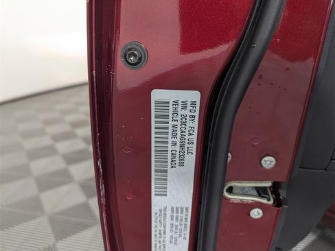 Used 2022 Chrysler 300 Touring image 37