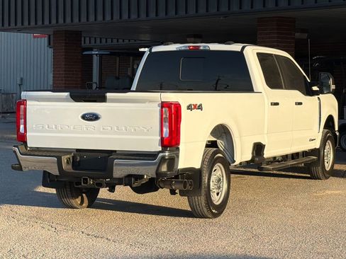 Used 2024 Ford F250 XL w/ XL Chrome Package image 8