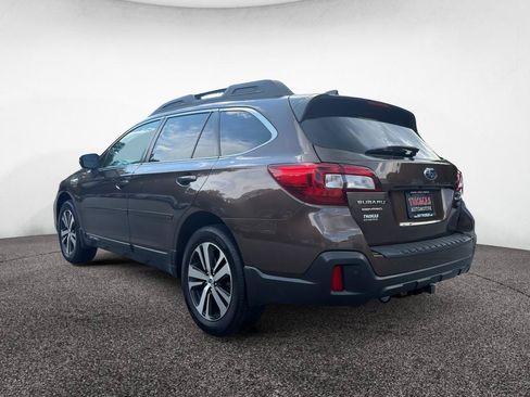 Used 2019 Subaru Outback 3.6R Limited w/ Popular Package #2 AWD/4WD image 5