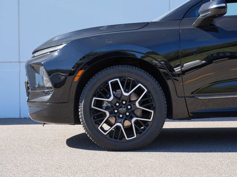 Used 2023 Chevrolet Blazer RS w/ Driver Confidence II Package AWD/4WD image 11