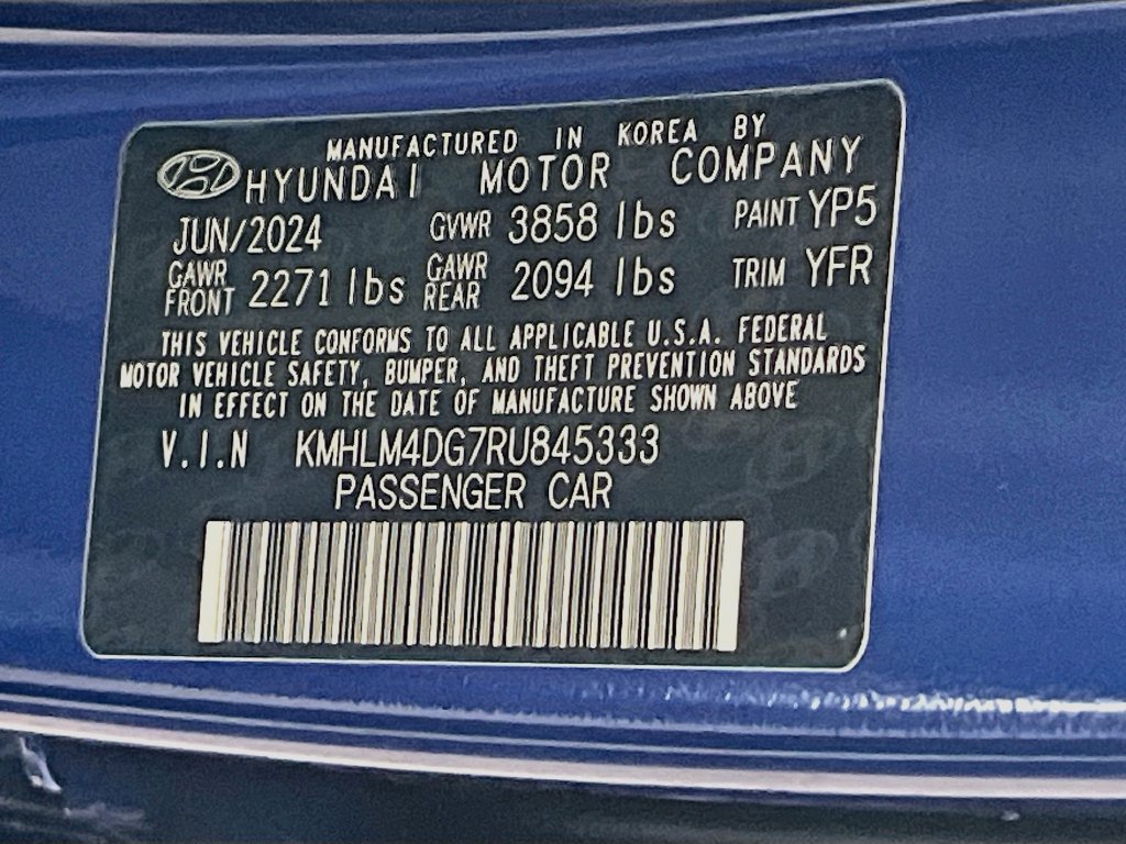 Used 2024 Hyundai Elantra SEL FWD image 32