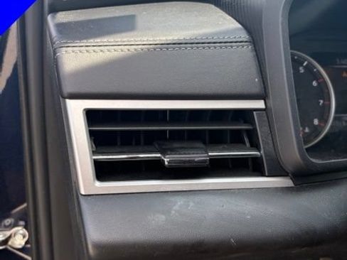 Used 2024 Mitsubishi Outlander SE AWD/4WD image 10