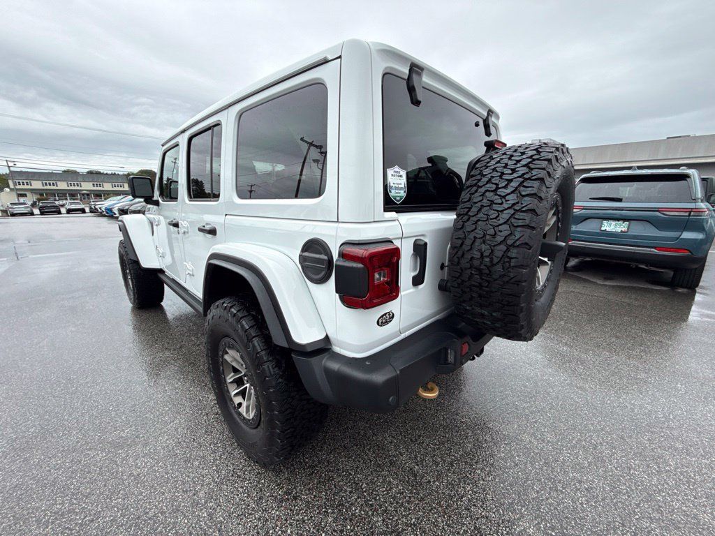 Used 2024 Jeep Wrangler Unlimited Rubicon 392 AWD/4WD image 3