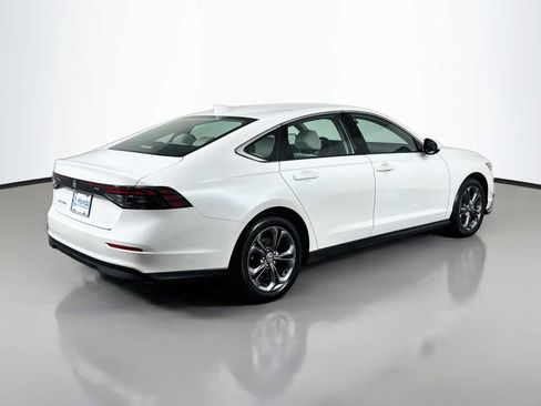 Used 2023 Honda Accord EX image 8