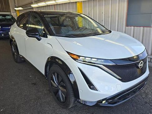 Used 2023 Nissan Ariya AWD/4WD image 2