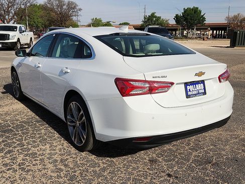 Used 2024 Chevrolet Malibu LT FWD image 2