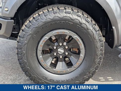 Used 2018 Ford F150 Raptor w/ Equipment Group 802A Luxury image 9