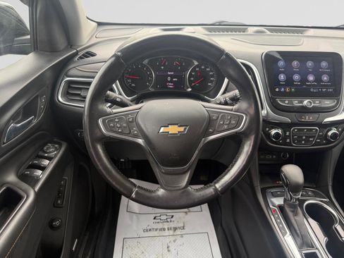 Used 2022 Chevrolet Equinox Premier image 12